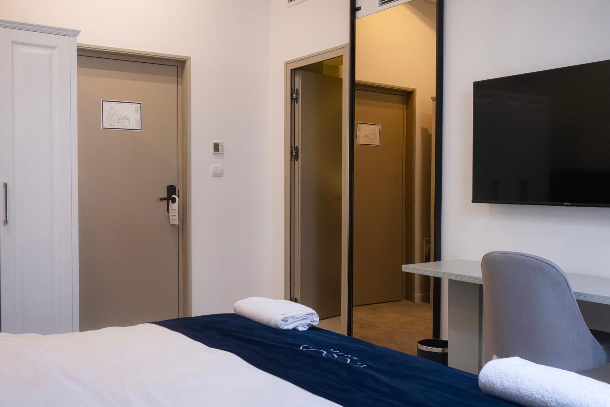 Nam Hotel Prizren Exteriör bild