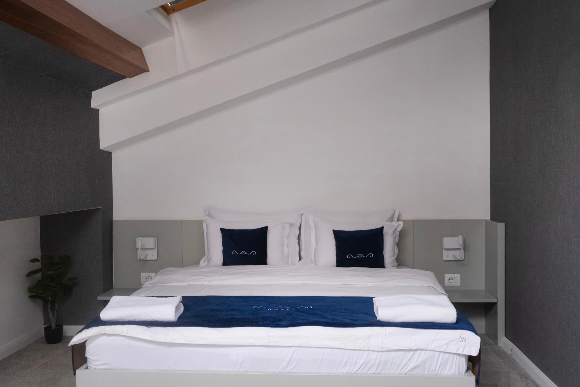 Nam Hotel Prizren Exteriör bild